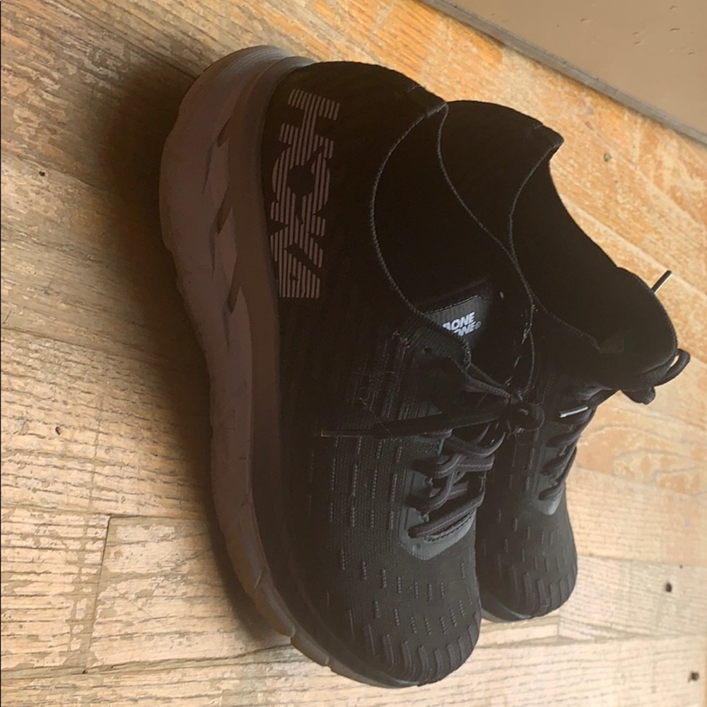 Hoka One One Clifton 5